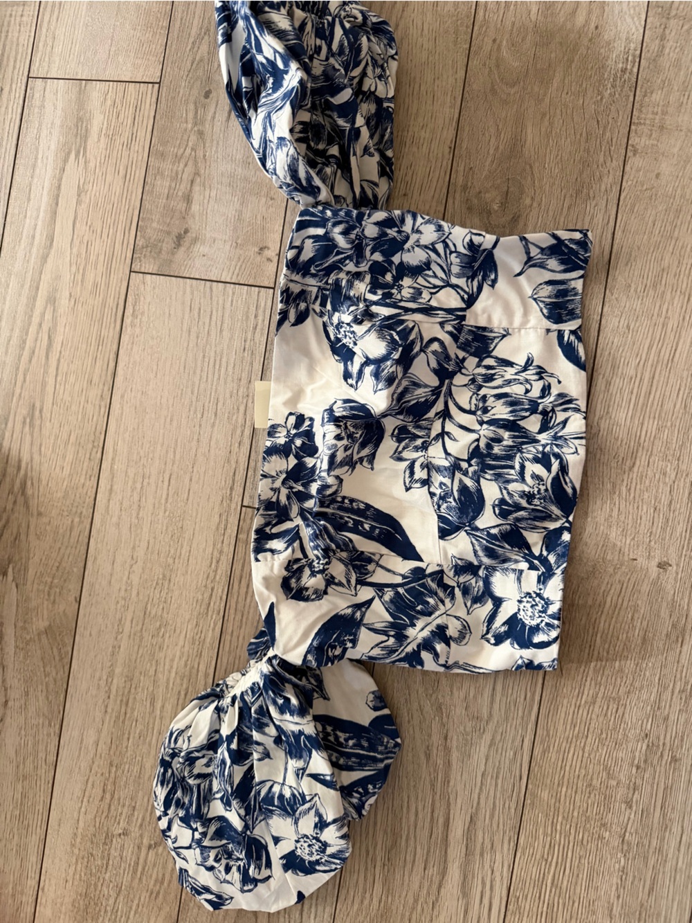 Abercrombie & Fitch Navy and White Floral Strapless Top